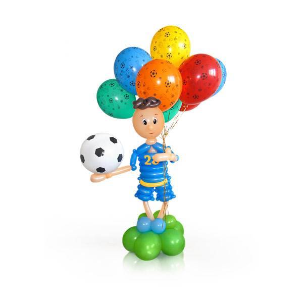 Футболист из шаров