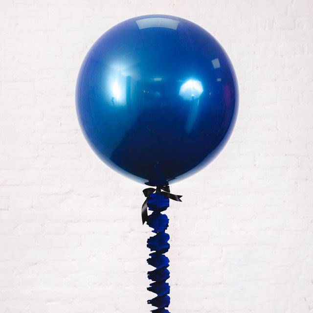 Олимпийский шар "Синее зеркало" с гирляндой "Темно-синий креп"