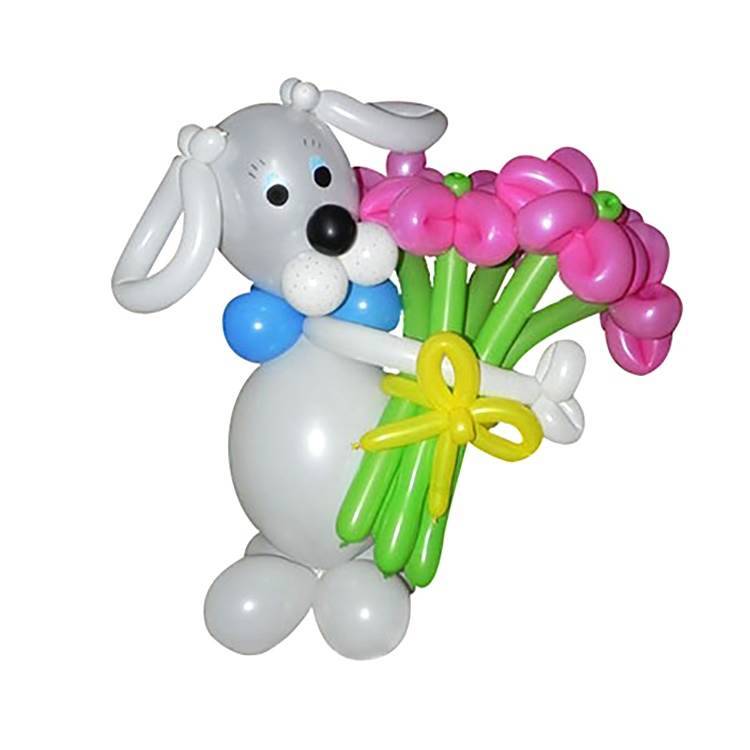 Фигура из шаров Собачка с букетом цветов